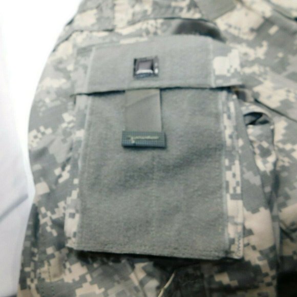 Defender M Army Combat Uniform Medium Long Shirt - Picture 4 of 8